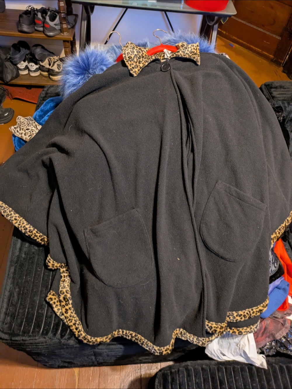 Moda Black Cape with Leopard Trim